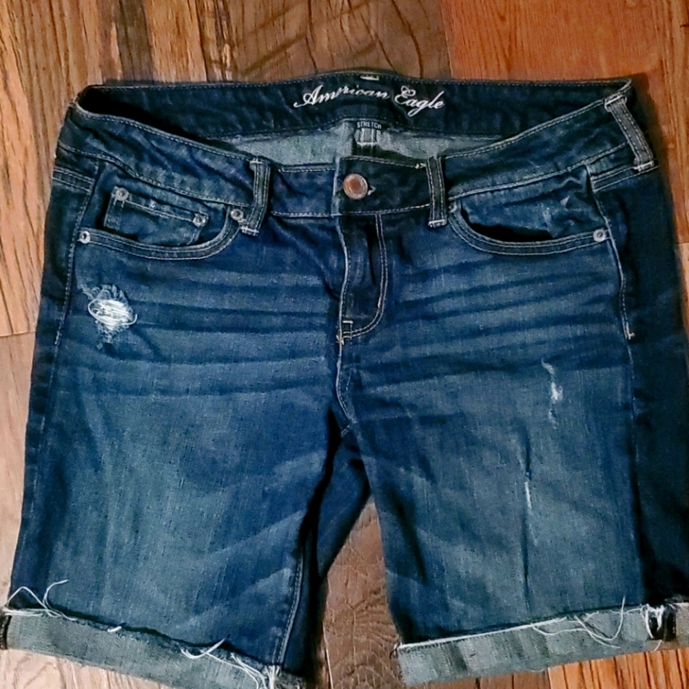 Women's AE Bermuda shorts